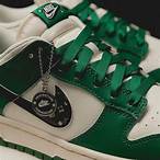 nike dunk low se lottery green